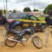 PRF recupera motocicleta furtada e prende condutor por receptação