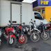 Após abordagem a caminhão-baú, PRF encontra 6 motocicletas adulteradas no compartimento de carga