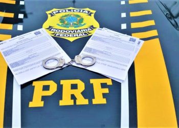 PRF prende dois foragidos da justiça nas rodovias federais da Bahia