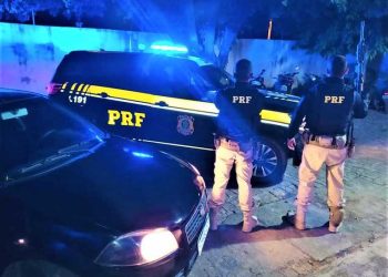Em Ibotirama (BA), PRF recupera Fiat Siena furtado em São Paulo (SP) e prende condutor por receptação