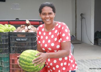 Secretária de agricultura Eliane Menezes, fala do PAA e a distribuição de alimentos adquiridos da agricultura familiar para entidades da cidade.