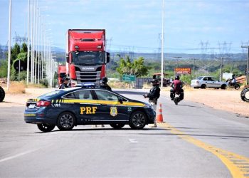 PRF na Bahia lança Operação Semana Santa com foco na segurança viária e à garantia da mobilidade nas rodovias