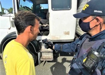 Segurança Viária: PRF na Bahia chega a marca de aproximadamente 3.700 testes de alcoolemia realizados na Operação Semana Santa 2022