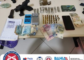 OCORRÊNCIA DA 7ª CIPM-EUNÁPOLIS resulta em prisão, apreensão de arma de fogo e drogas