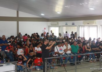 Sessão da Câmara de vereadores desta 5ª feira, foi muito tumultuada, foi uma falta de respeito pra todo lado.