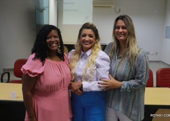 Secretária de Ação Social, promove palestra motivacional para integrantes de sua secretaria, uma performance jamais mostrada em uma administração.