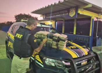 Prejuízo ao narcotráfico: PRF apreende cloridrato de cocaína escondido dentro de caminhonete na BR 407