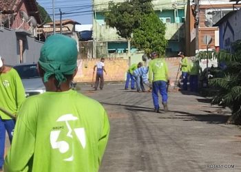 Secretaria de Serviços Públicos remove árvores às margens da BR-367 que comprometiam segurança da população