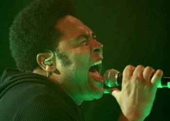 Prefeitura de Eunápolis comemora aniversário da cidade com Isadora Pompeo e Thalles Roberto