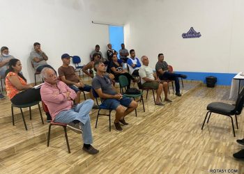 Secretaria de Turismo discute melhorias com empresas de navegação