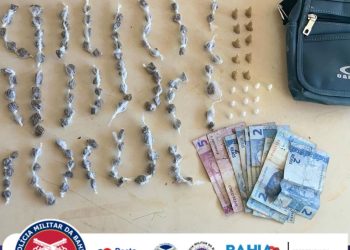 POLICIAIS DA 7ª CIPM PRENDEM MULHER TRAFICANDO DROGAS EM ITABELA