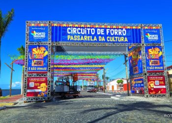 EM PORTO SEGURO, O MAIOR SÃO JOÃO!