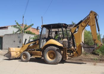 Prefeitura de Eunápolis oferta centenas de atendimentos aos moradores do bairro Sapucaieira