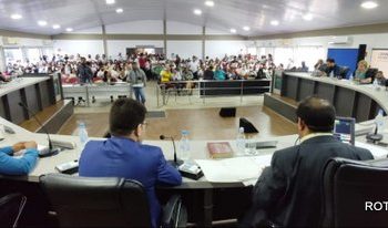 Projeto de lei garante direitos até a aposentadoria para professores nível I e benefícios para a vida do servidor