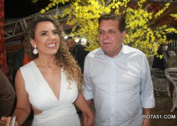 EUNÁPOLIS ASSISTIU 0 2º DIA DE SUCESSO, o são João se encontra com o Pedrão, êta encontro dos bão sô!