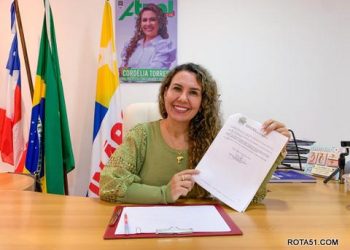 Prefeitura busca instituir pacote de benefícios para profissionais da educação em Eunápolis