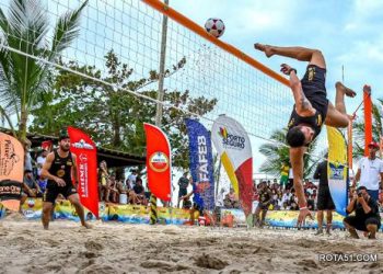 II Porto Seguro Open de Futevôlei emociona torcida no Arraial d’Ajuda