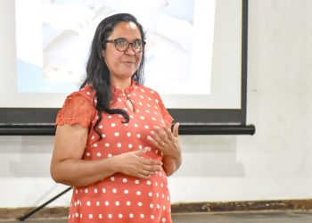 Educadores são capacitados para atender alunos com deficiência