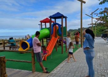NOVO ESPAÇO DE LAZER E CONVIVÊNCIA AGRADA MORADORES DE PORTO SEGURO