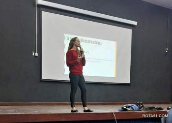 “CCZ nas Escolas” leva conscientização sobre cuidados com os animais a estudantes da rede pública
