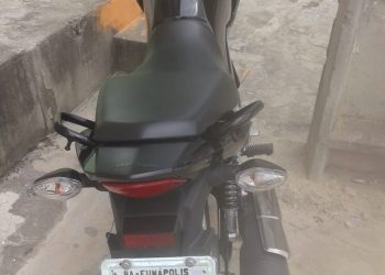 Moto tomada de assalto no bairro do Santa Lucia