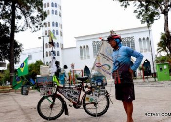 Neste dia 10/09, ciclista faz 12 horas de pedal beneficente na praça do Pequi.