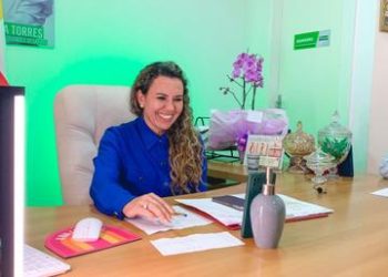 “Live com Cordélia” anuncia serviços de infraestrutura que serão implantados em Eunápolis