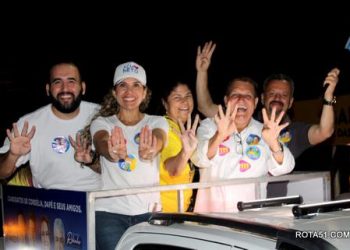 Cordélia e Paulo Dapé realizaram mega carreata em prol dos seus candidatos na véspera das eleições