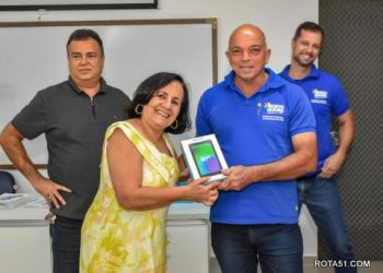 INCLUSÃO – Garis ganham tablets para auxílio na aprendizagem