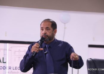 Câmara Municipal fez, além da sessão normal, mais duas extraordinárias, aprovaram o que a prefeita quis.