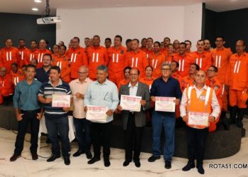 Gestão municipal participa da comemoração de um ano de implantação do Corpo de Bombeiros em Eunápolis