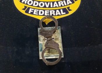 Nas estradas e rodovias tem de tudo, tem também a Polícia Rodoviária Federal.
