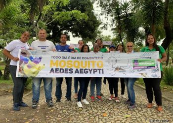 Eunápolis: equipe de Endemias realiza blitz de conscientização sobre combate ao Aedes Aegypti