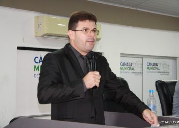 Vereador Renato Bromochenkel, ferrenho adversário da prefeita, mostra a realidade.