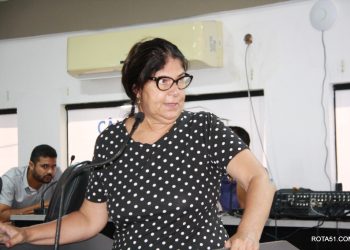 Motoristas do transporte escolar, vão receber seus salários, promessa da prefeita Cordélia.