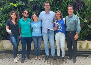 Secretaria Municipal de Meio Ambiente e Luisa Mell unem forças pela causa animal em Caraíva