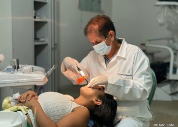 Primeiro atendimento noturno de 2023 atrai centenas de cidadãos para UBSs em Eunápolis