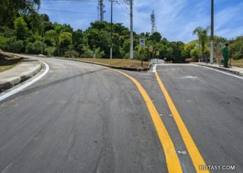 MOBILIDADE URBANA – LADEIRA DO GUAIAMUM VOLTA A SER MÃO DUPLA
