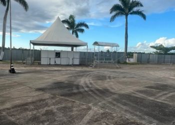 COMANDANTE DO 8° BPM REALIZA INSPEÇÃO NO CIRCUITO DO CARNAVAL DE BELMONTE