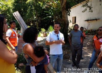 Comissão busca solução para desabrigados de Arraial d´Ajuda