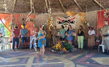 COMANDANTE DO 8° BATALHÃO PARTICIPA DE EVENTO EM ALDEIA INDÍGENA, EM ALUSÃO AO MÊS DA MULHER