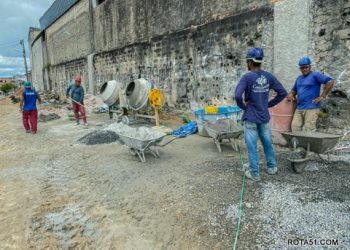 Reconstrução da Rua Lua Nova começa a ganhar forma no bairro Moisés Reis