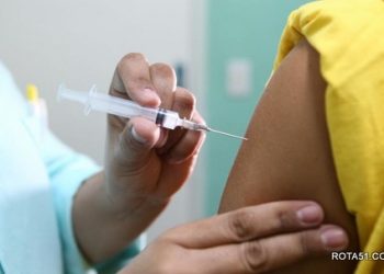 Prefeitura de Eunápolis inicia aplicação da vacina bivalente contra a Covid-19