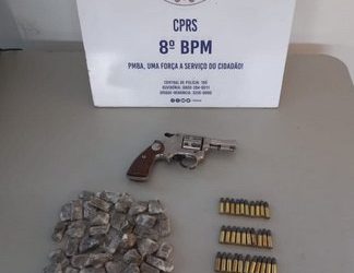 EM AÇÃO CONJUNTA COM A POLÍCIA CIVIL, 8° BPM APREENDE DROGAS E ARMA DE FOGO, EM PORTO SEGURO