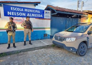 8° BPM recrudesce as rondas nas escolas dos municípios litorâneos da Costa do Descobrimento