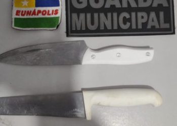 Aluna de menor foi flagrada com arma branca na escola e, desarmada pela Guarda Municipal.