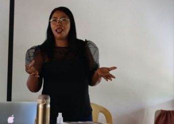 PROFESSORES PARTICIPAM DE MAIS UM ENCONTRO DE FORMAÇÃO