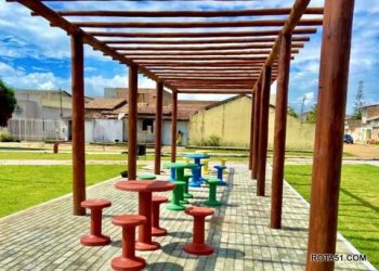 Eunápolis: obra da praça do bairro Alto da Boa Vista entra na etapa final
