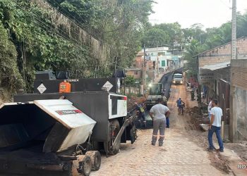 Ladeira do Guanabara está sendo asfaltada