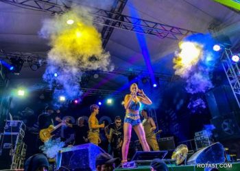 Vila do Forró 2023 chega à metade com os shows inesquecíveis deste domingo